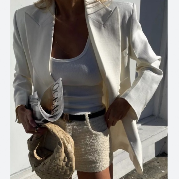 DISSH White Blazer - Picture 2 of 9